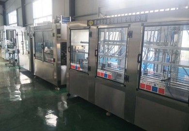 為什么全自動(dòng)灌裝機(jī)越來(lái)越受人們的喜歡？